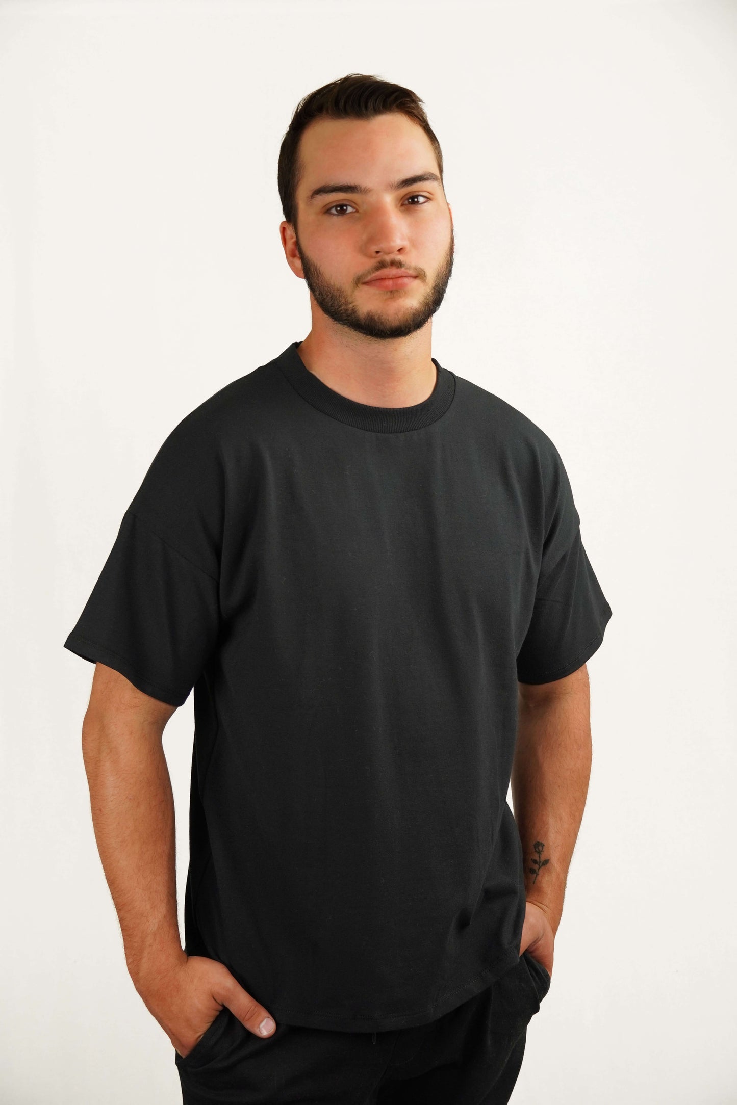 THE LOOSE T-SHIRT